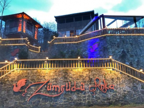 Zümrüdüanka Otel